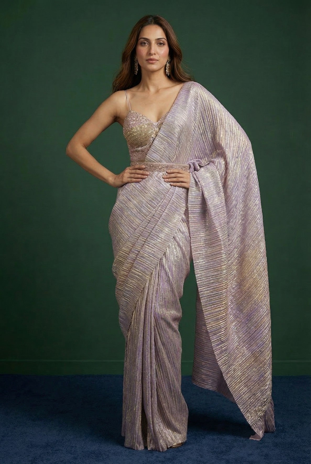 trendy-saree-for-women