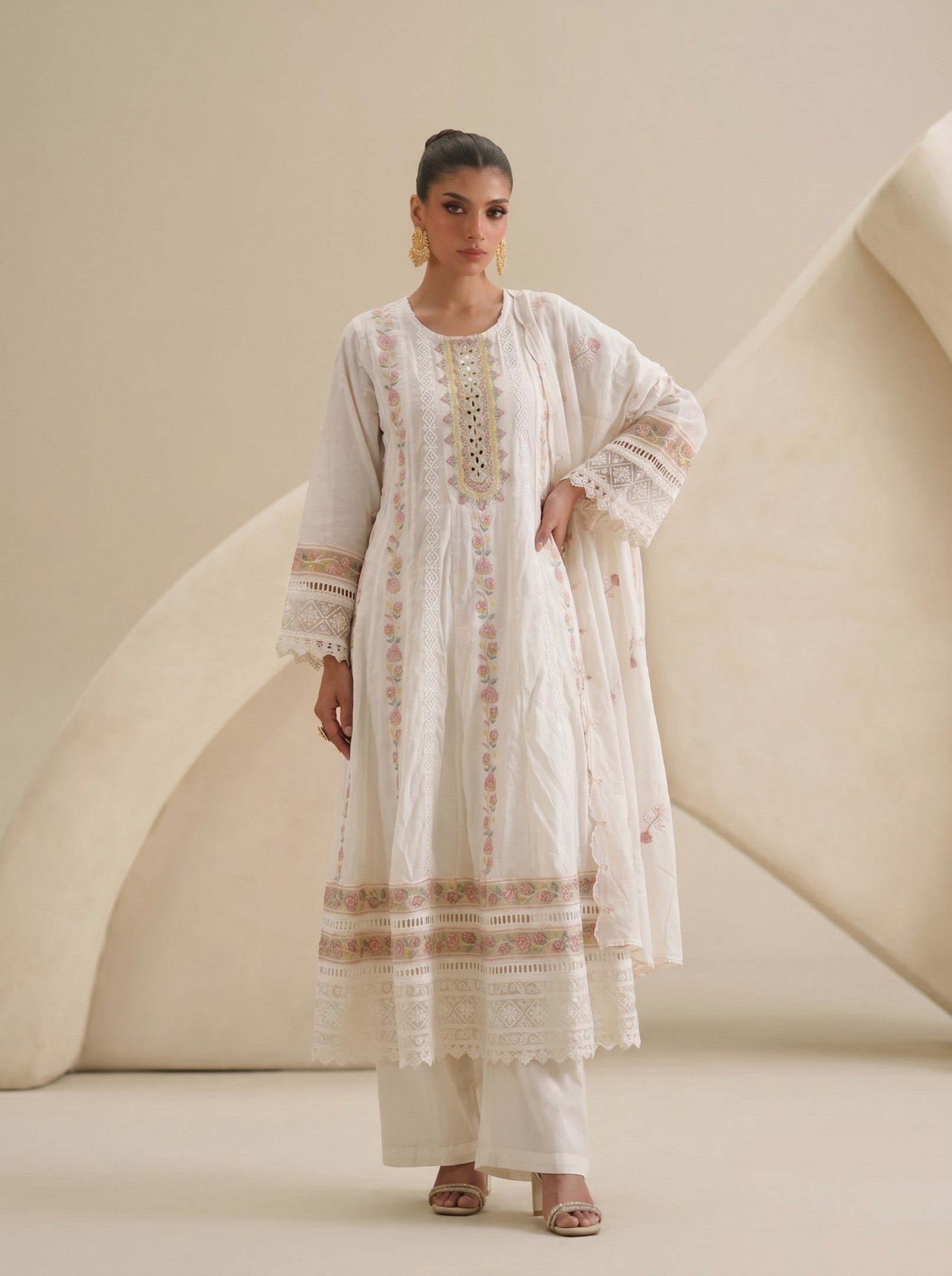 Off White Cotton Suit Set With Dupatta