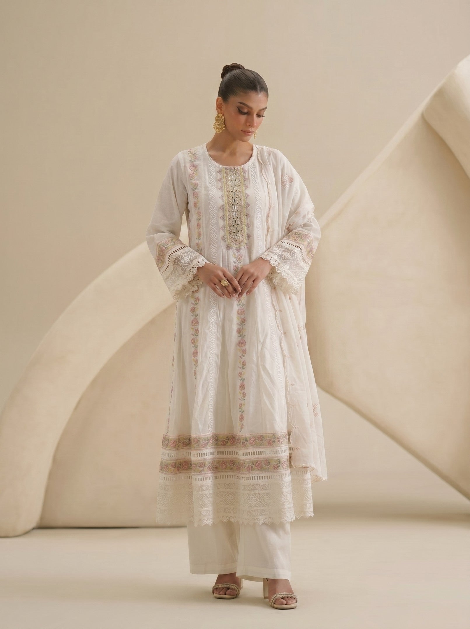 Off White Cotton Suit Set With Dupatta
