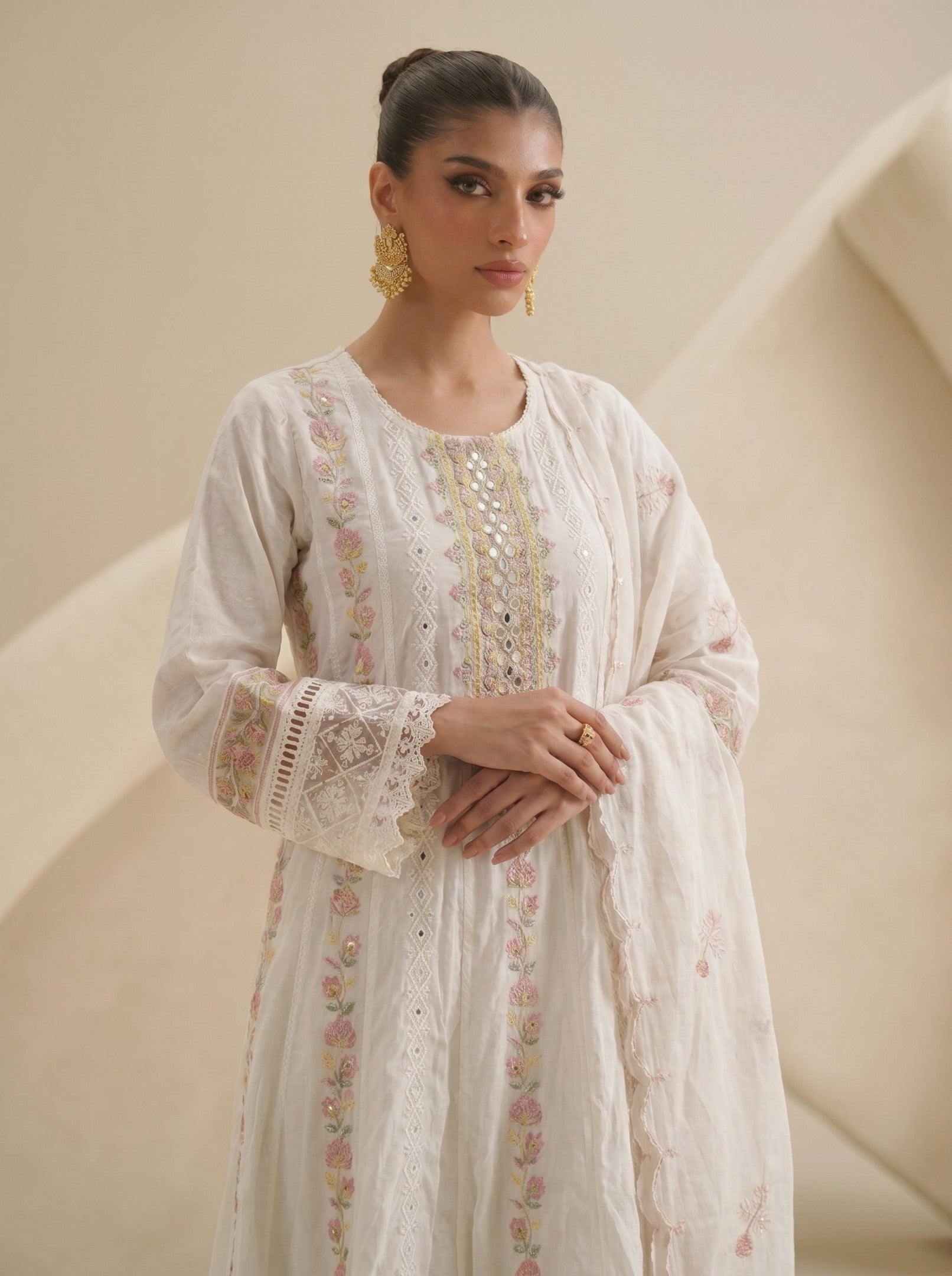 Off White Cotton Suit Set With Dupatta