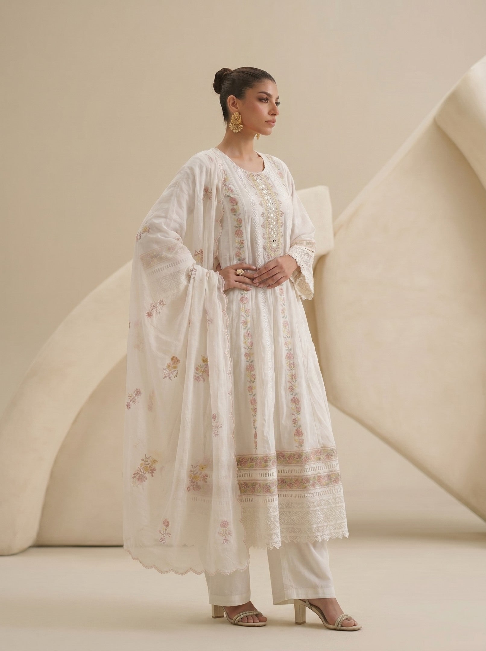Off White Cotton Suit Set With Dupatta