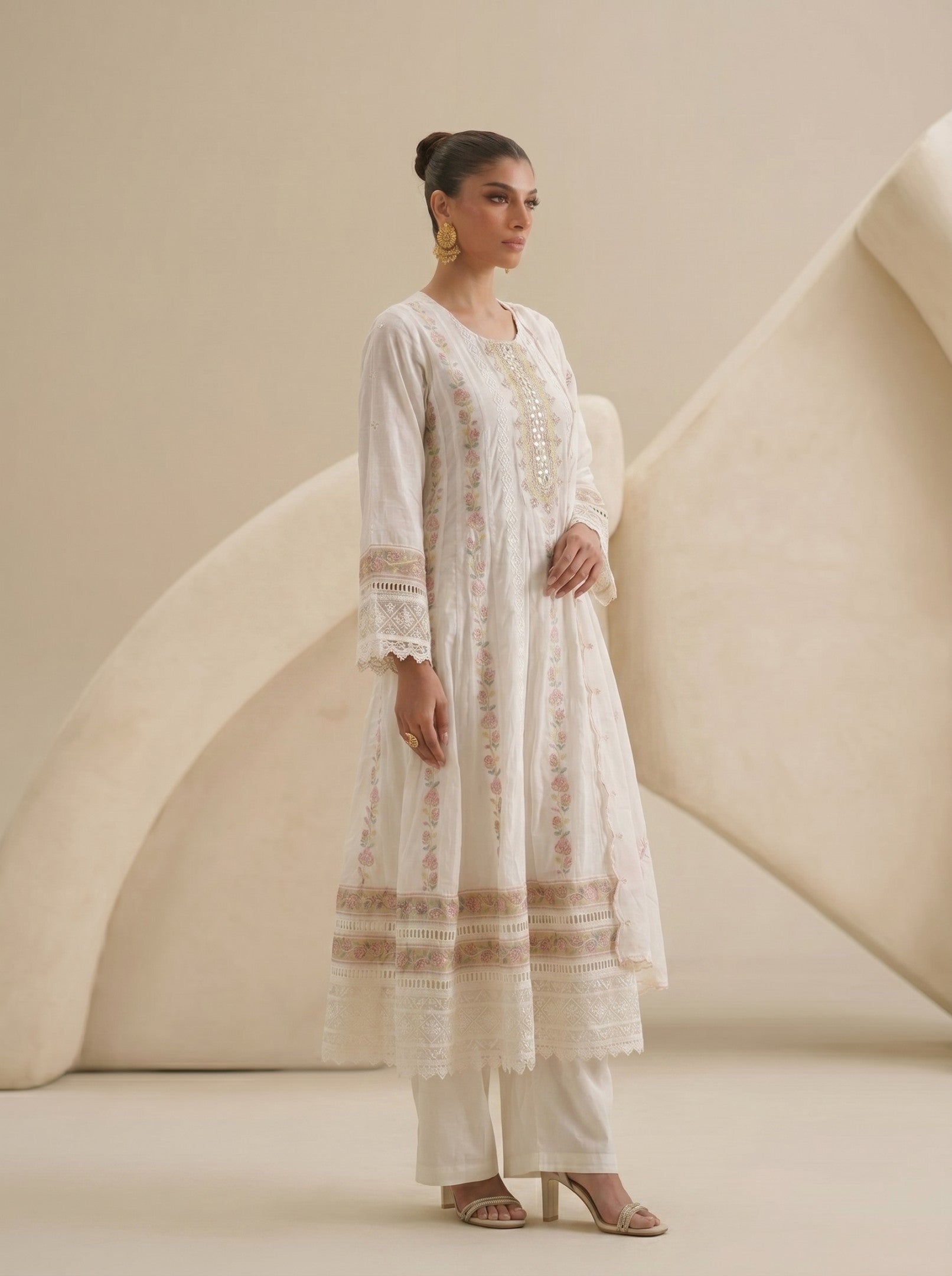Off White Cotton Suit Set With Dupatta