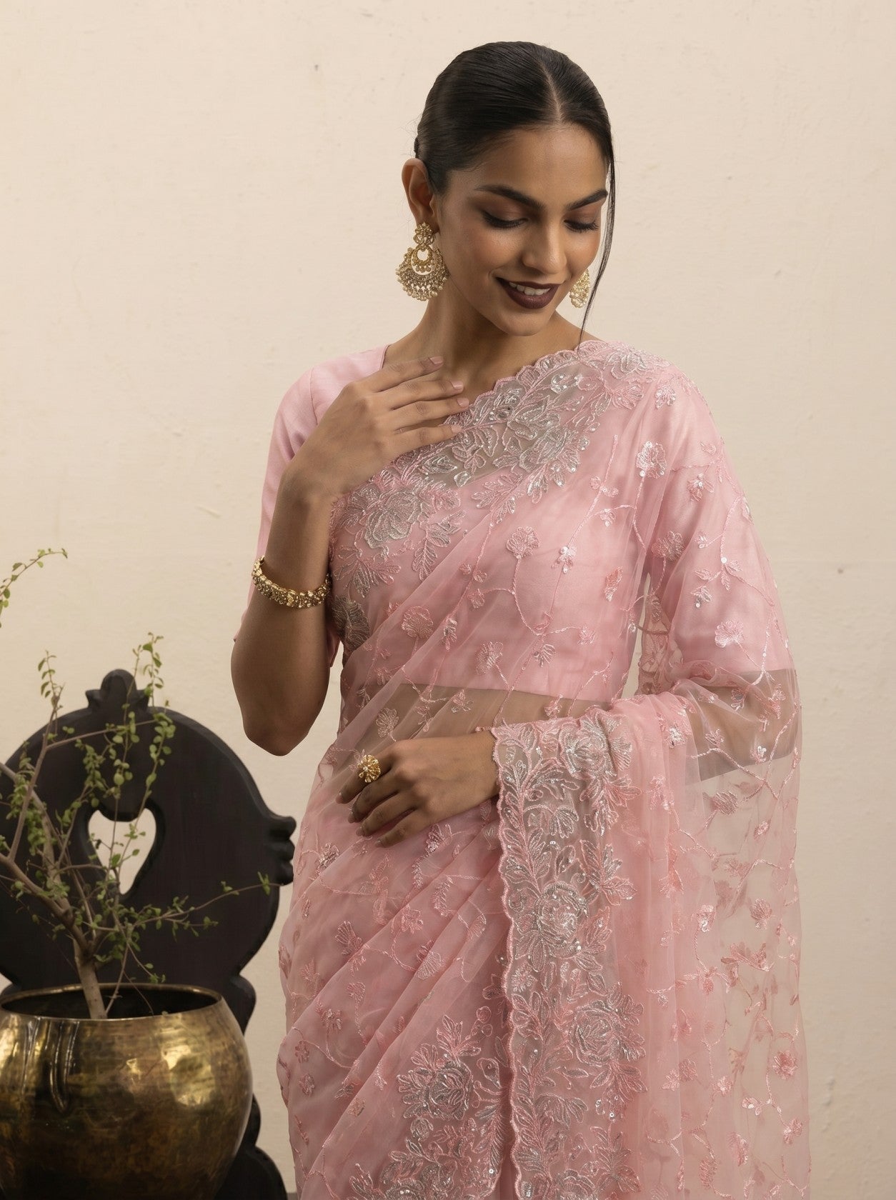Pink Thread And Pearl Border Saree