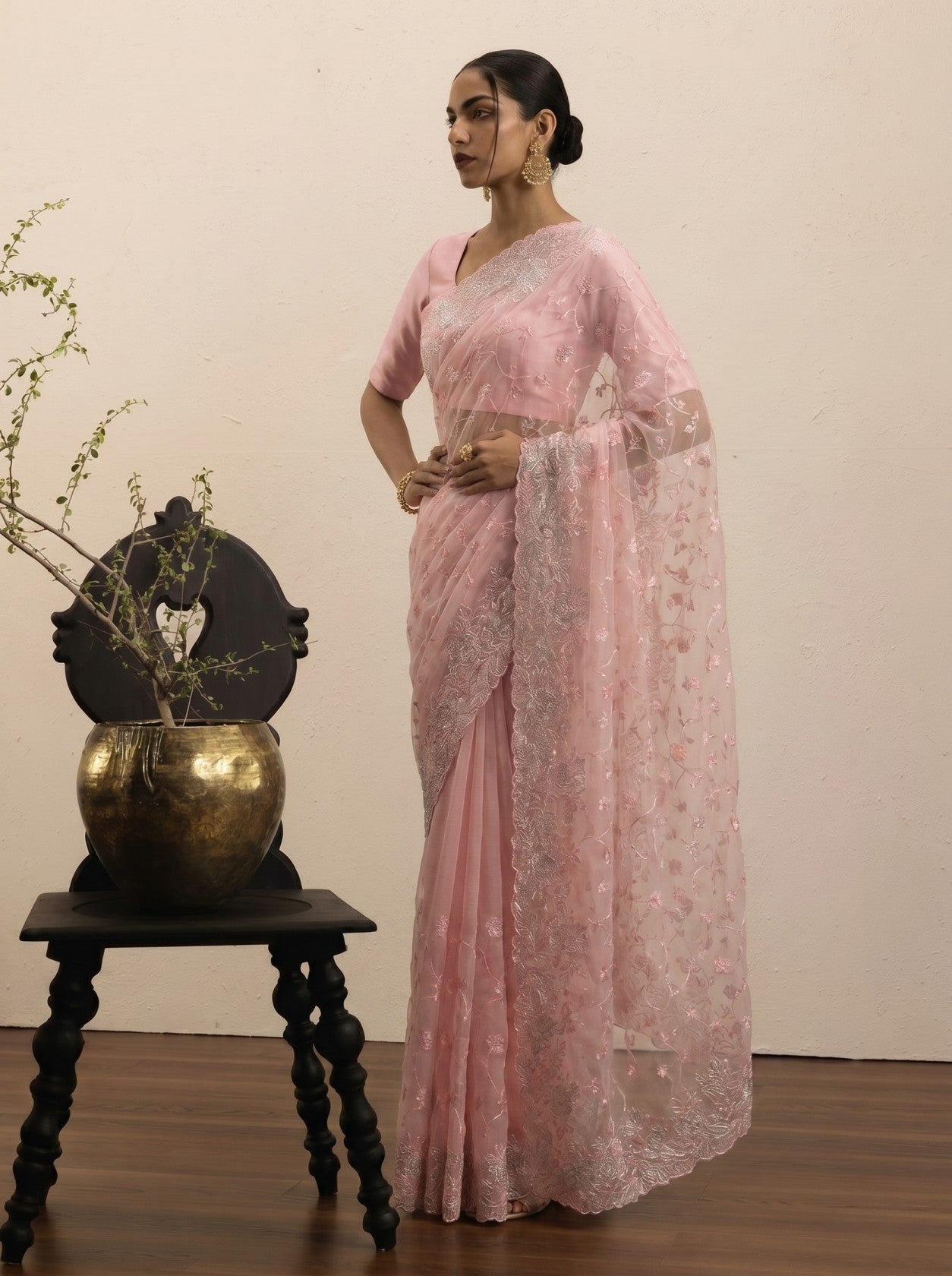 Pink Thread And Pearl Border Saree