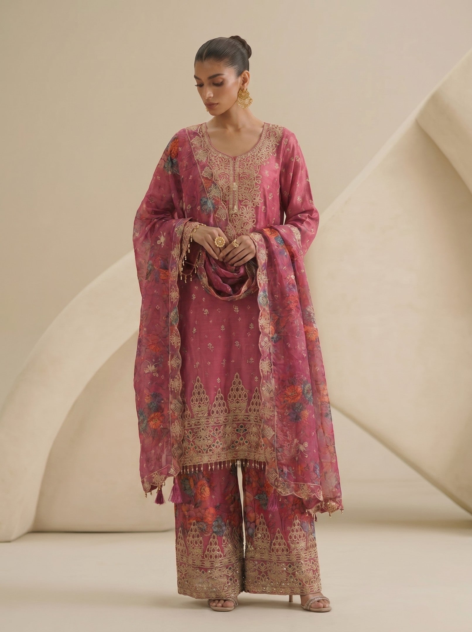Pink Thread Cotton Suit Set With Dupatta